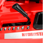 Tractoras pentru tuns iarba Hecht5386