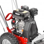 Masina multifunctionala de curatat cu perie HECHT 8615, motor benzina 4 timpi, 196 CC, latime lucru 60 cm, 4 viteze inainte si 2 viteze inapoi