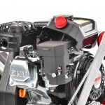 Masina multifunctionala de curatat cu perie HECHT 8615, motor benzina 4 timpi, 196 CC, latime lucru 60 cm, 4 viteze inainte si 2 viteze inapoi