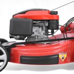 Masina de tuns iarba pe benzina Hecht 5564SX, 4.9 cp, latime de lucru 56 cm, 4.5 km/h, pornire manuala Masina de tuns iarba pe benzina Hecht 5564SX, 4.9 cp, latime de lucru 56 cm, 4.5 km/h, pornire manuala